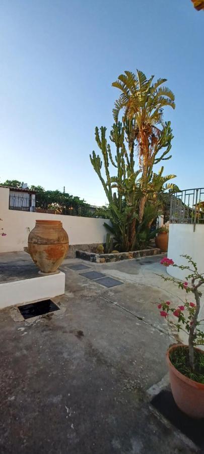 فولكانو La Casa Al Mare Vulcano المظهر الخارجي الصورة