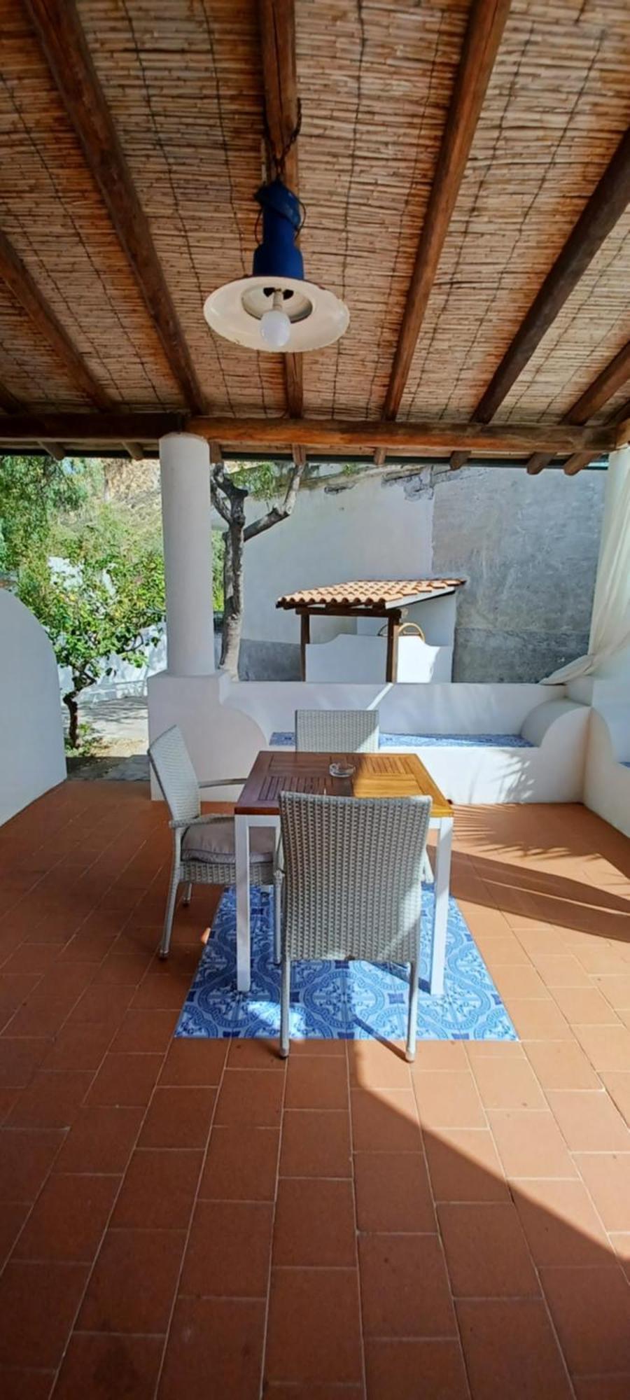فولكانو La Casa Al Mare Vulcano الغرفة الصورة